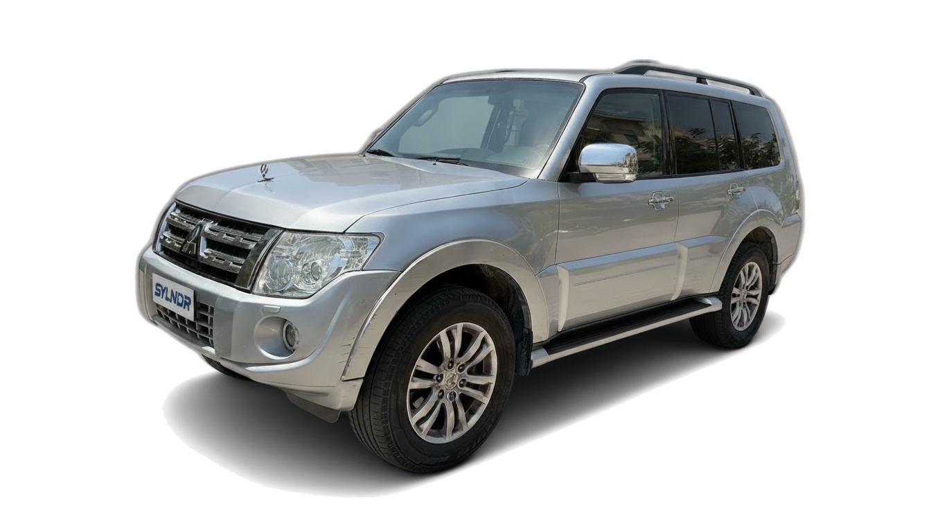 2013 Mitsubishi Pajero